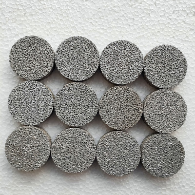 微孔泡沫鋁10mm 吸音、吸聲、消音通孔發(fā)泡鋁環(huán)保新材料 廣嘉源 GJY-AL010